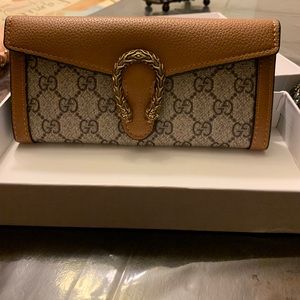 Women’s Gucci Wallet
